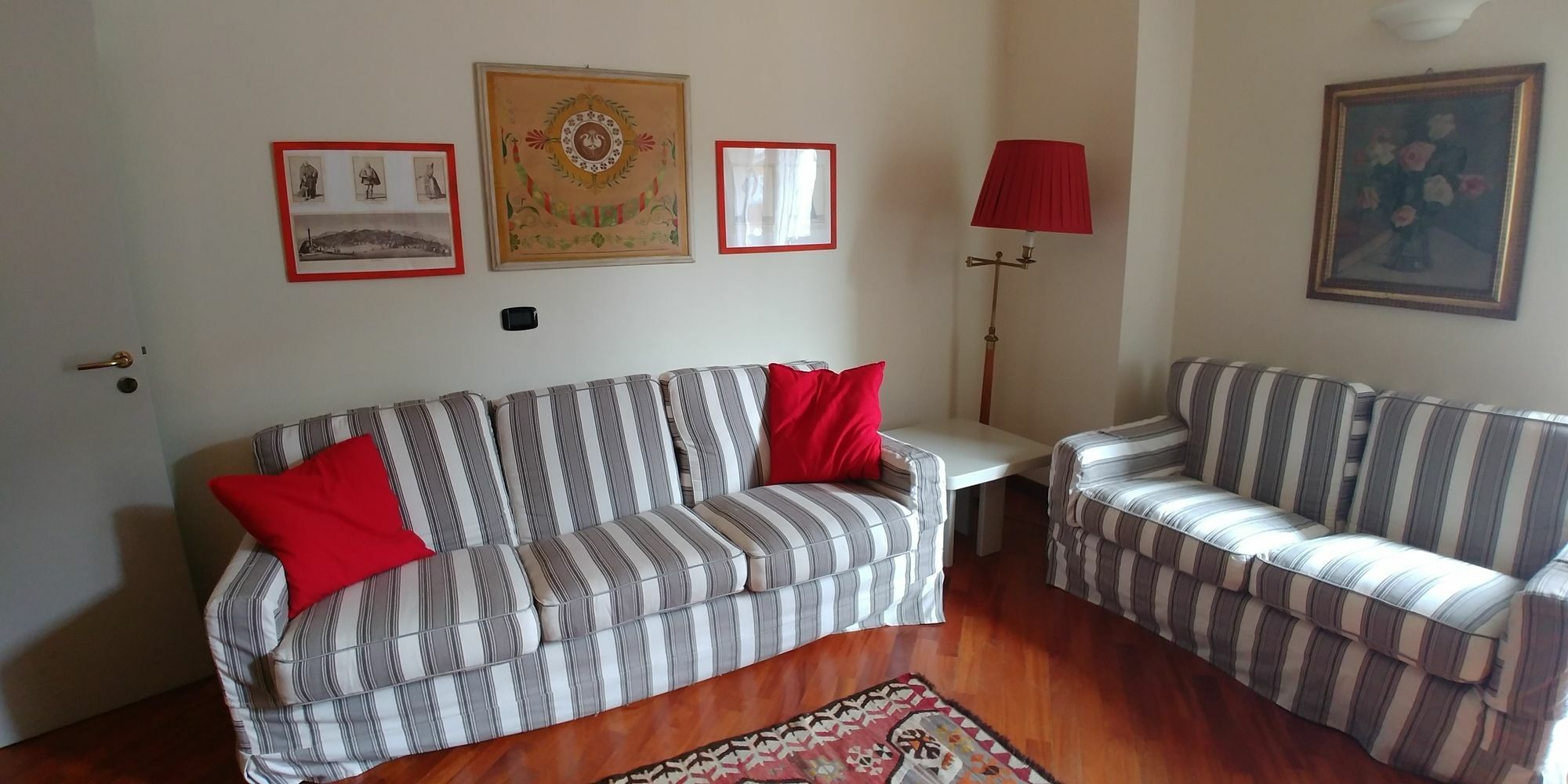 Sacchi Deluxe Apartamento *